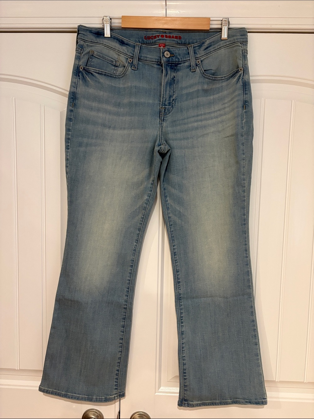 Lucky Brand Women’s Light Wash Blue Jeans - Sweet Mid Rise Boot Size 14/32